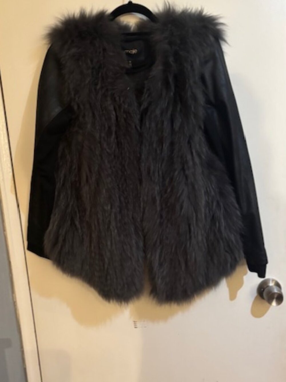Spring Leather/Fur - Picture 2 of 4